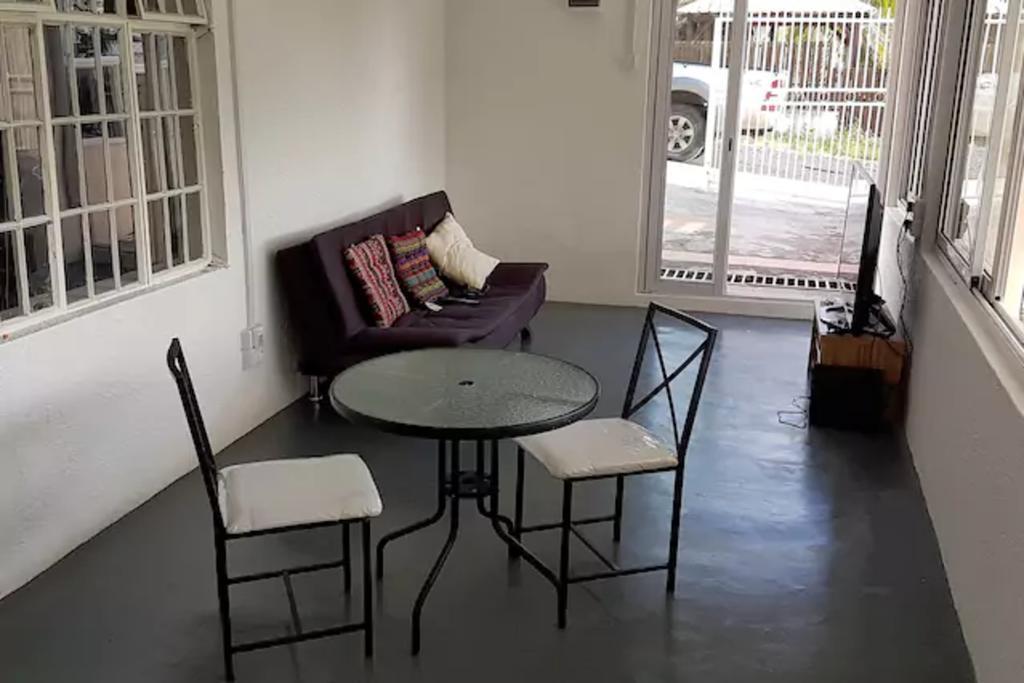 Seven Apartments Ла Гулет Екстериор снимка