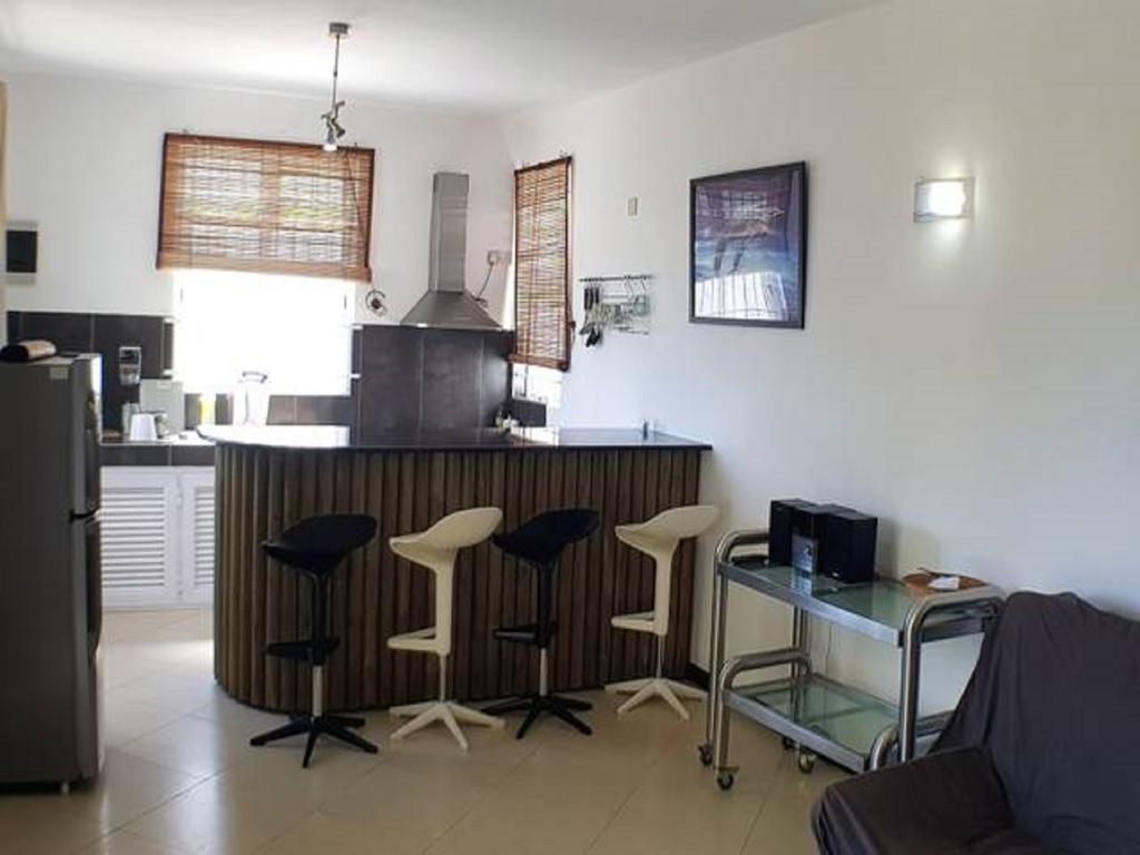 Seven Apartments Ла Гулет Екстериор снимка
