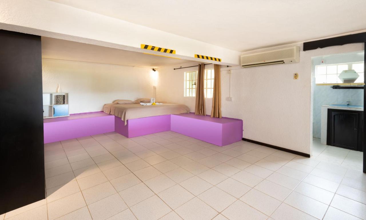 Seven Apartments Ла Гулет Екстериор снимка